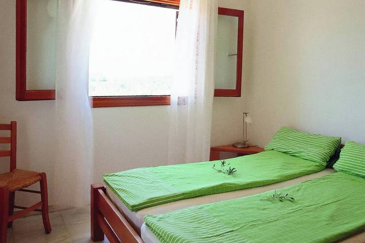 Ferienwohnung für 7 Personen, mit Garten und Balkon in Agios Ilias - 2