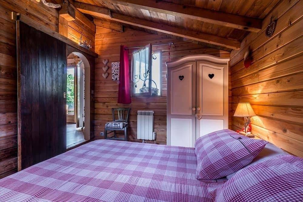 Chalet Savoyard dominant Lac Léman in Armoy, Région de Thonon-les-Bains