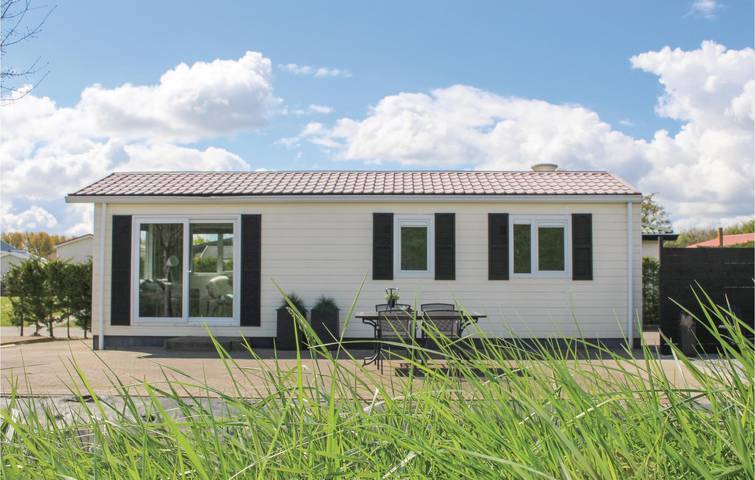 Vakantiehuis voor 4 personen, met Terras en Tuin in Sint-Annaland