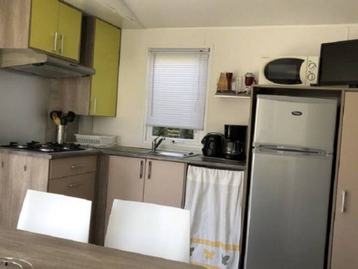 Mobil home pour 6 personnes, avec piscine et terrasse, animaux acceptés à Roquefeuil - 2