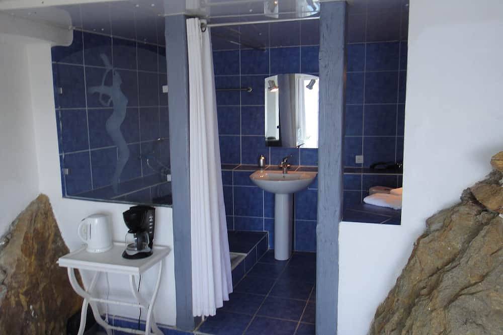 Ganze Wohnung, Studio auf der Ile du Levant - herrlicher Meerblick in Hyeres, Parc national Port-Cros