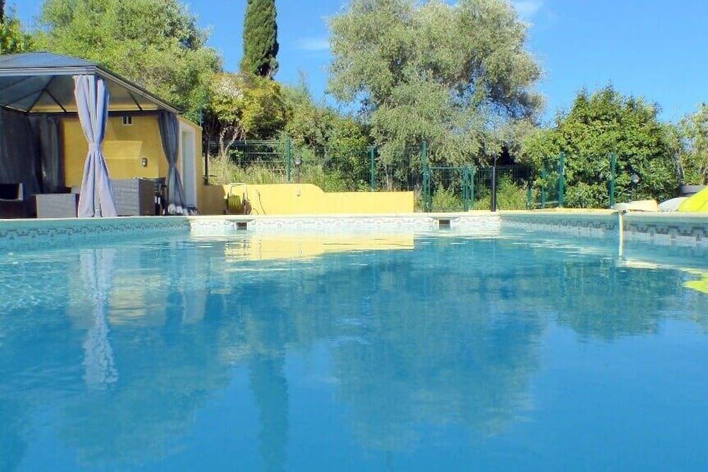 Bright house with garden and private pool in Ollioules, Toulon region