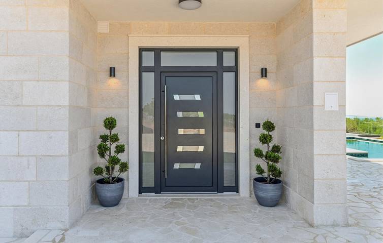 Ferienhaus für 10 Personen, mit Pool und Terrasse, mit Haustier in Novalja