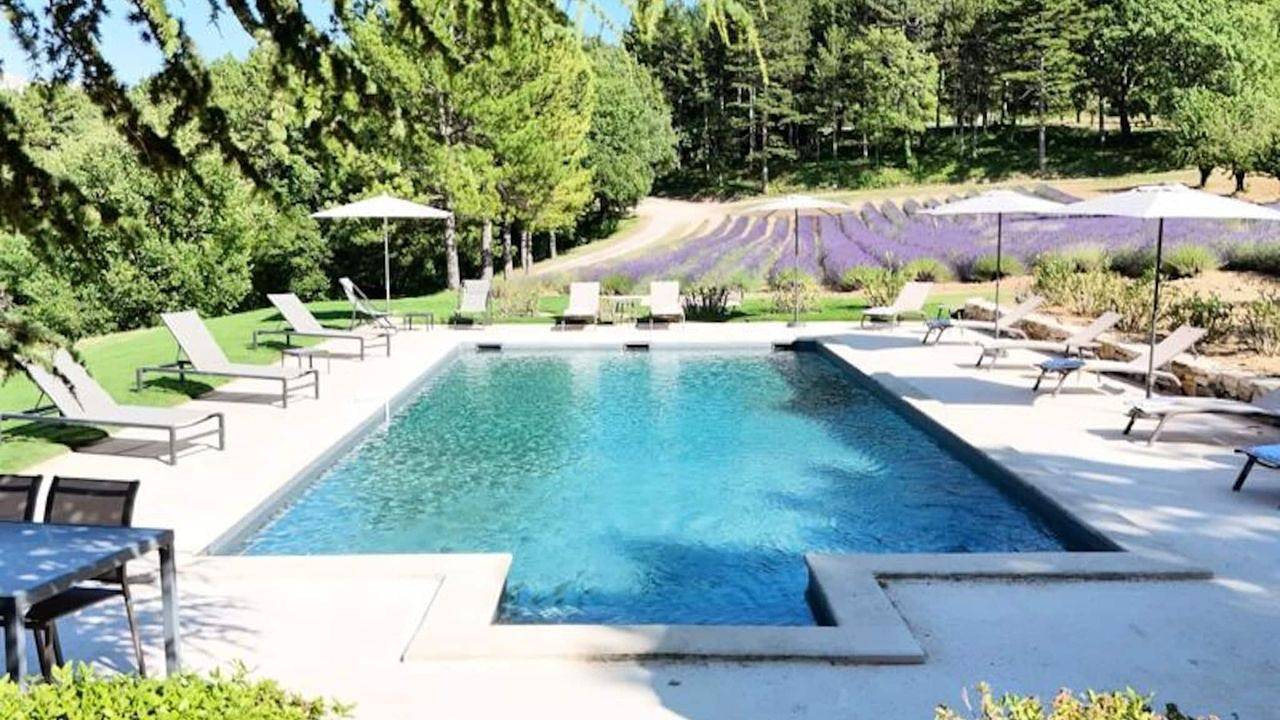 Apartamento vacacional entero, Ferienwohnung für 17 Personen (400 m²) in Apt in APT, Parque natural regional del Luberon