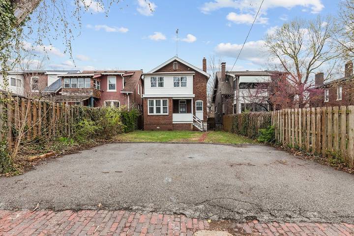 Vacation rental for 10 people, with terrace in St. Louis