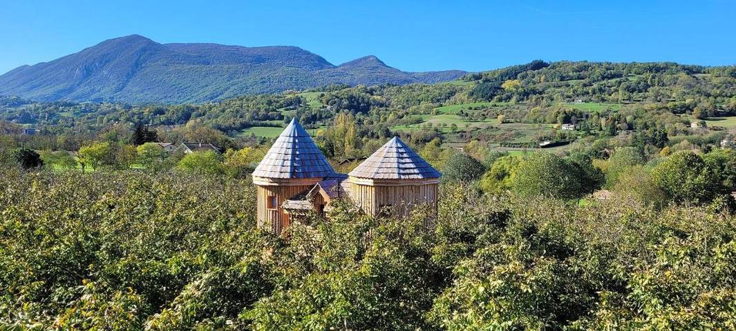 Maison d’hôte pour 2 personnes, avec Jacuzzi et Terrasse dans le Vercors