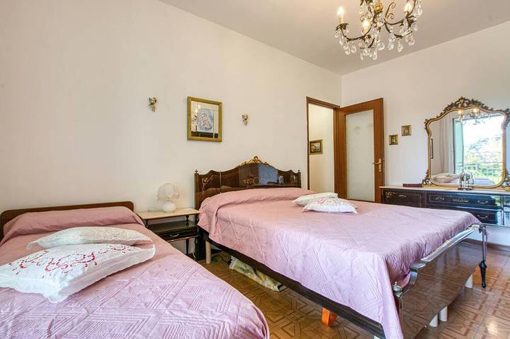 Appartamento intero, Appartamento a Cogorno dove sono ammessi animali domestici, con Wifi. in San Salvatore, Cogorno