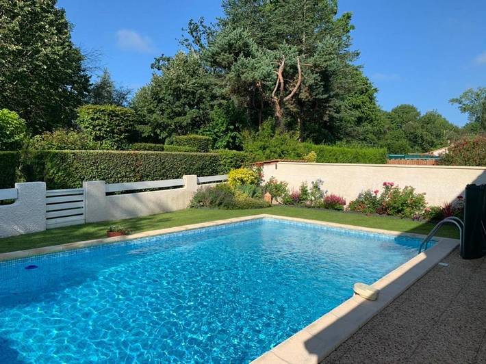 Apartamento de vacaciones para 4 personas, con jardín además de piscina y vistas - 1