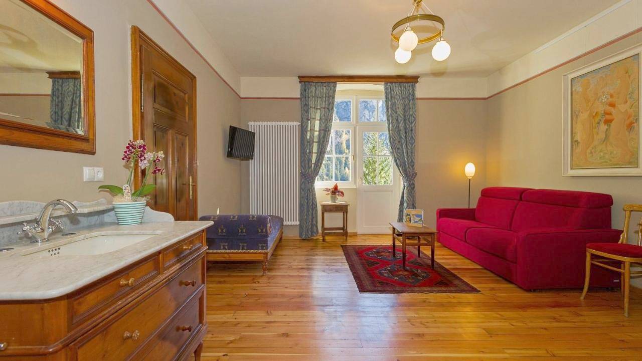 Hotel Lago di Braies in Pragser Wildsee, Prags