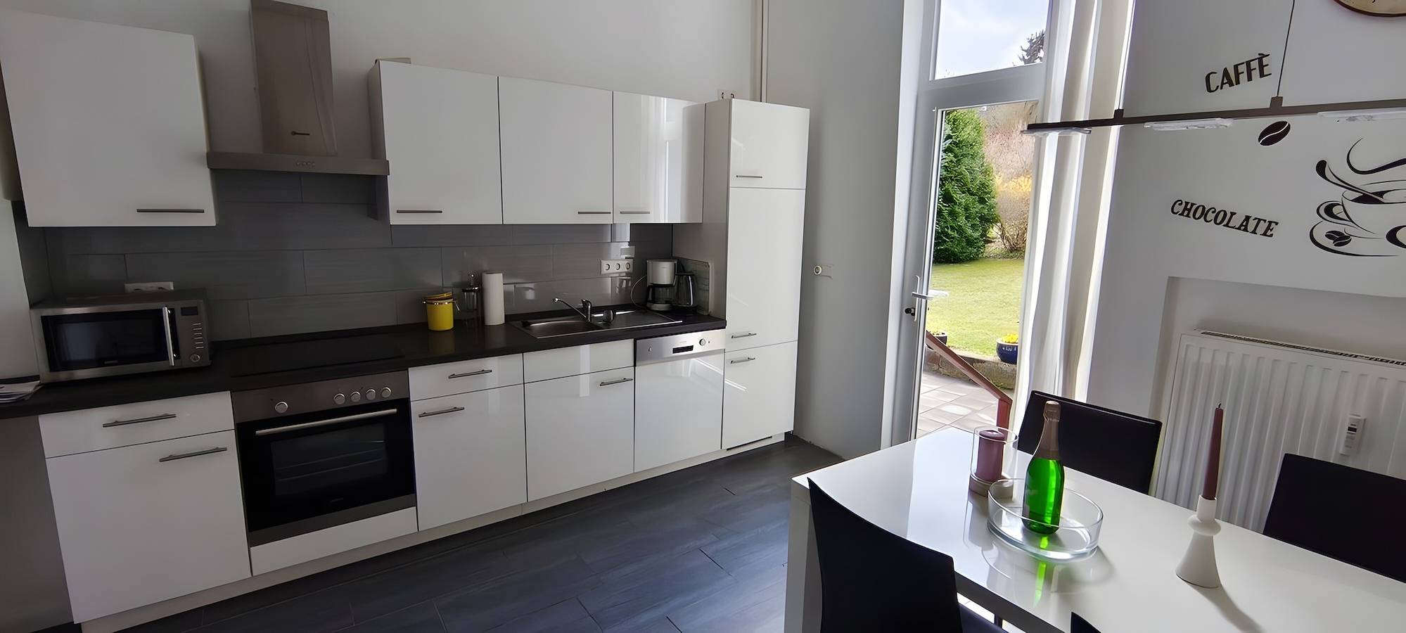 Appartement 'Haus Am Stadtpark' met terras en tuin, foto 12