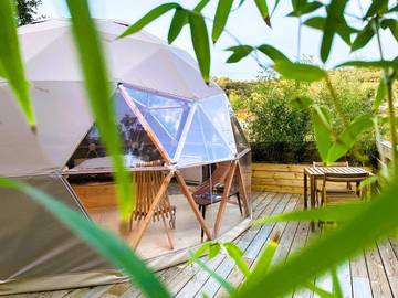 Tente pour 2 personnes, avec terrasse et vue dans le Var