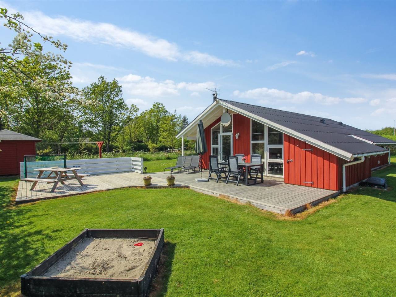 "Menka" - 1.3km from the sea in Tversted, Tannisbucht