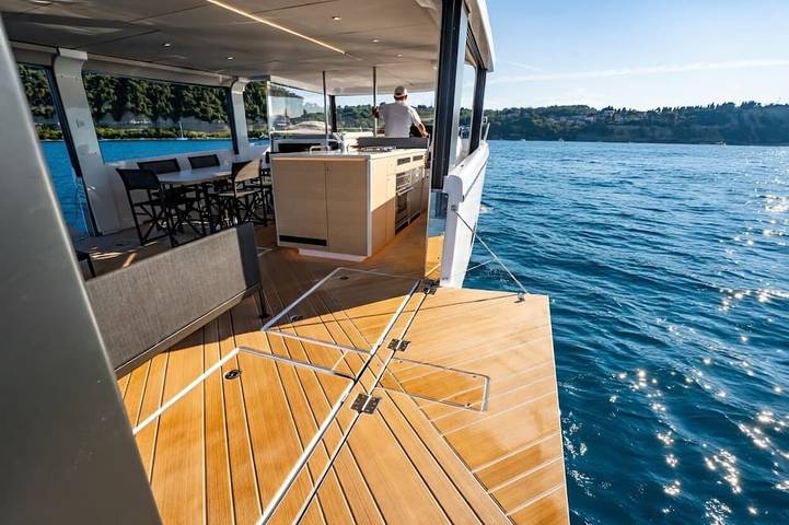 Péniche pour 12 personnes en Provence-Alpes-Côte d'Azur - 2
