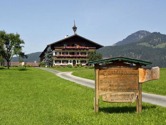 Ferienwohnung für 2 Personen, mit Balkon und Terrasse sowie Garten in Kössen