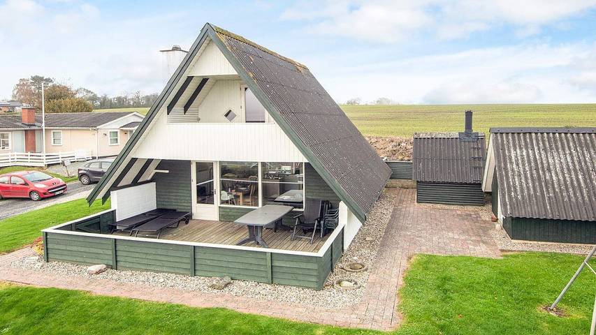 Ferienhaus für 6 Personen, mit Garten und Balkon sowie Ausblick und Sauna in Skarrev