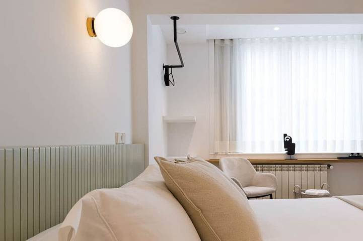 Entire apartment, Classic Double Apartment in Santiago de Compostela, La Coruña Province