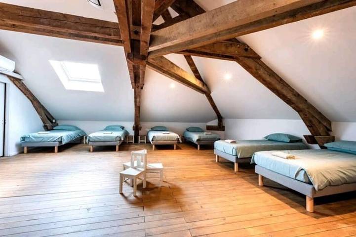 Location de vacances pour 25 personnes, avec jardin et piscine à Sauzet - 2