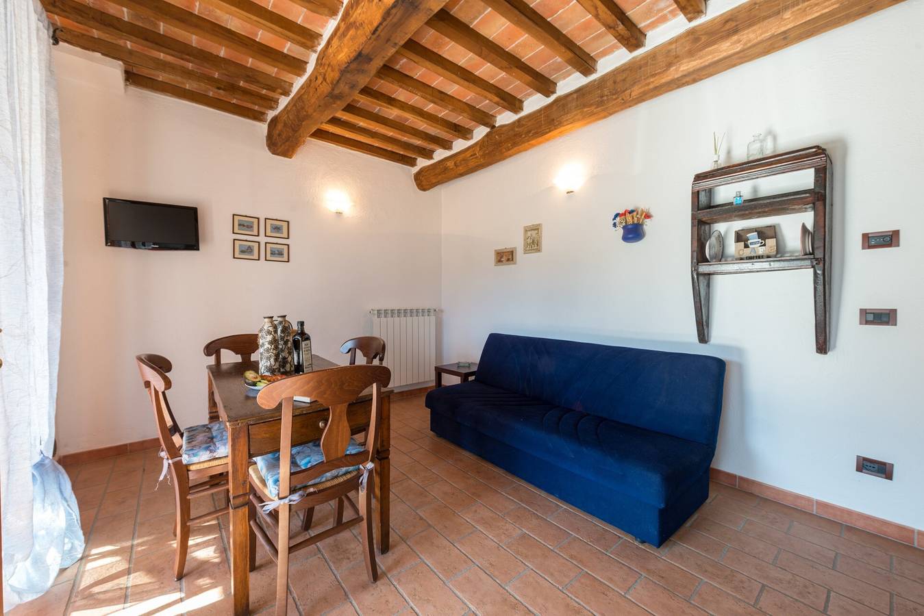 Apartamento entero, Bilocale con piscina panorámica, jardín, terraza privada y Wi-Fi in Provincia de Grosseto