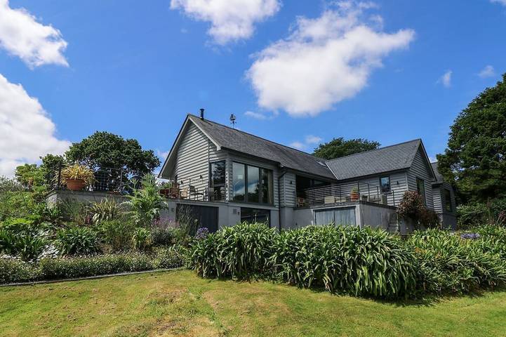Holiday rental for 10 people, with Garden in Helford