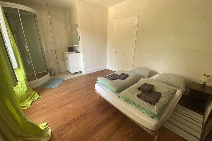 Location de vacances pour 8 personnes, avec jardin dans Blet - 2