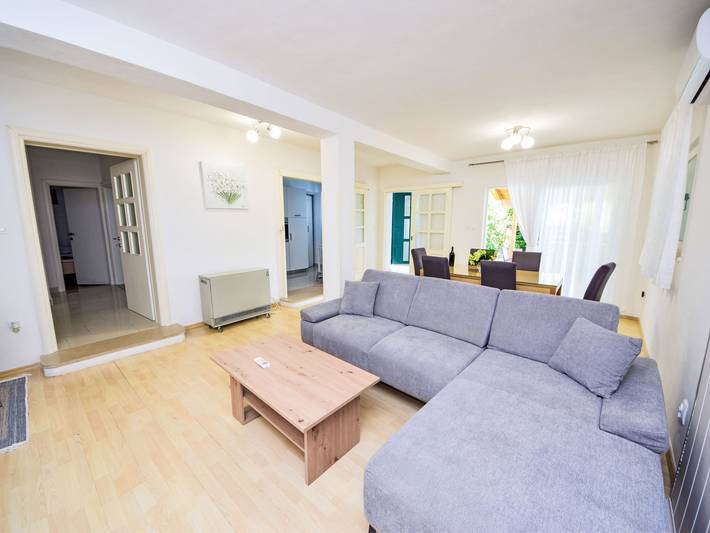 Ferienwohnung für 7 Personen, mit Terrasse auf Ciovo - 4