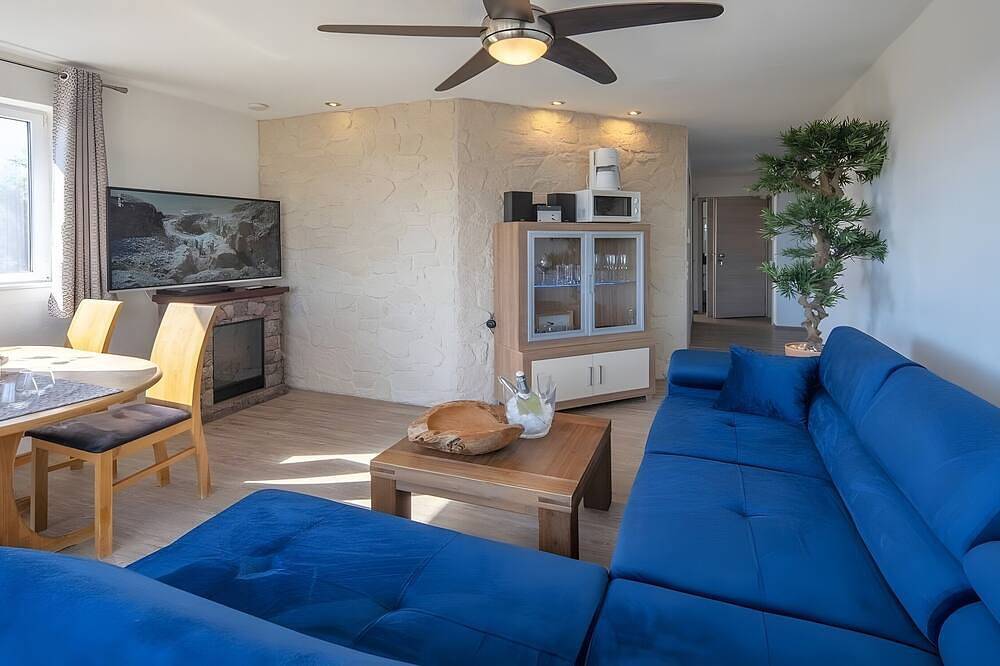 Ganze Wohnung, Ferienwohnung Maarhöhe für 2 bis 6 Personen (54 m²) im Maarberg Resort in schalkenmehren am See in Schalkenmehren, Vulkaneifel