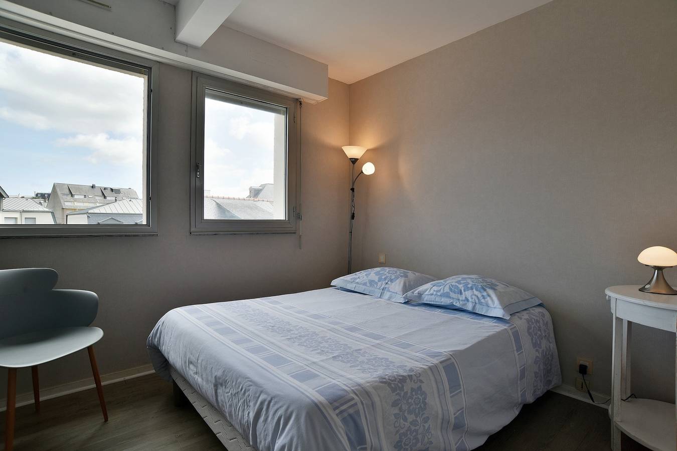 Appartement entier, L'Échappée Dinardaise - À 400 m de la plage in Dinard, Région de Saint-Malo