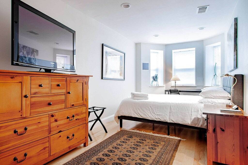 Ganze Wohnung, H St. Suite 2-Br / Dc Streetcar / Union Station in Capitol Hill, Washington D.C.