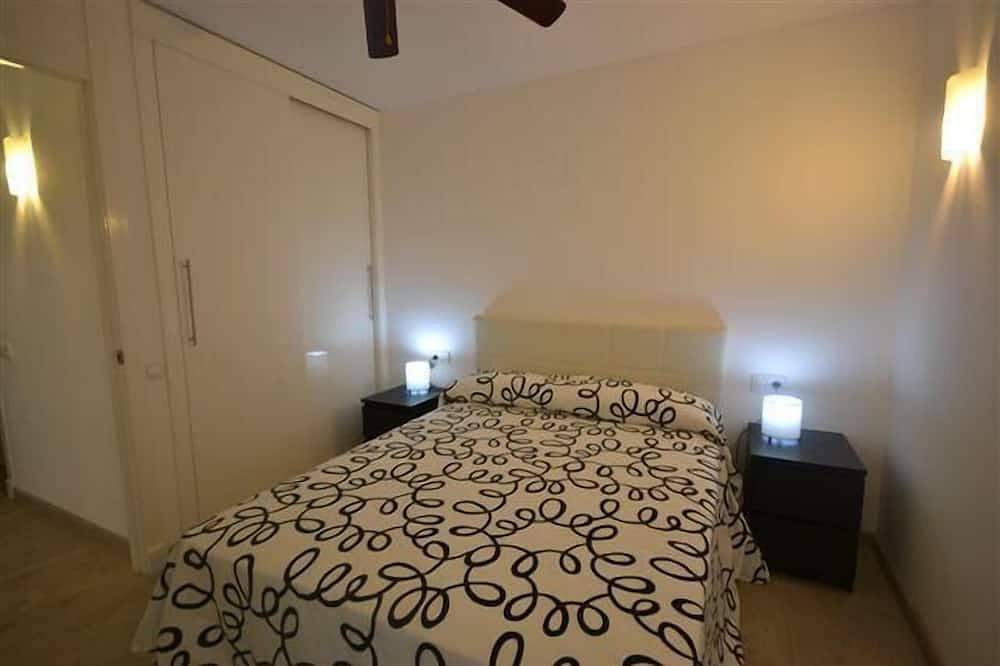 Entire apartment, Wonderful New Apartment Cala'N Bosch Menorca in Cala en Bosc, Ciutadella