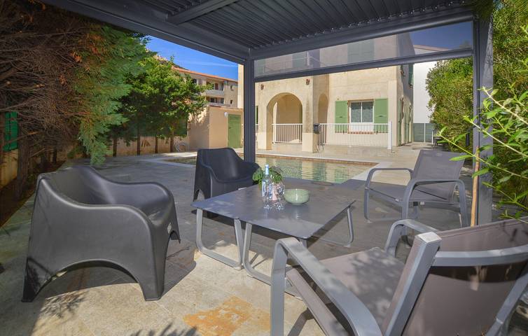 Location de vacances pour 8 personnes, avec terrasse et jardin, adapté aux familles à Algajola - 2