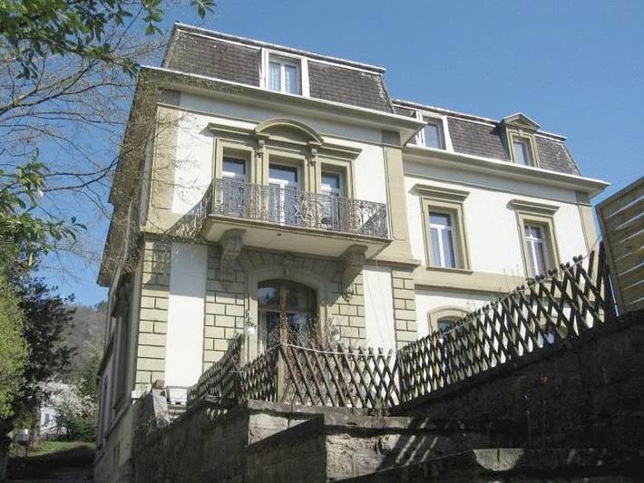 Gîte pour 2 personnes, avec piscine et jardin à La Neuveville - 2