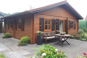 Ferienhaus für 4 Personen, mit Garten und Terrasse in Oldenburg