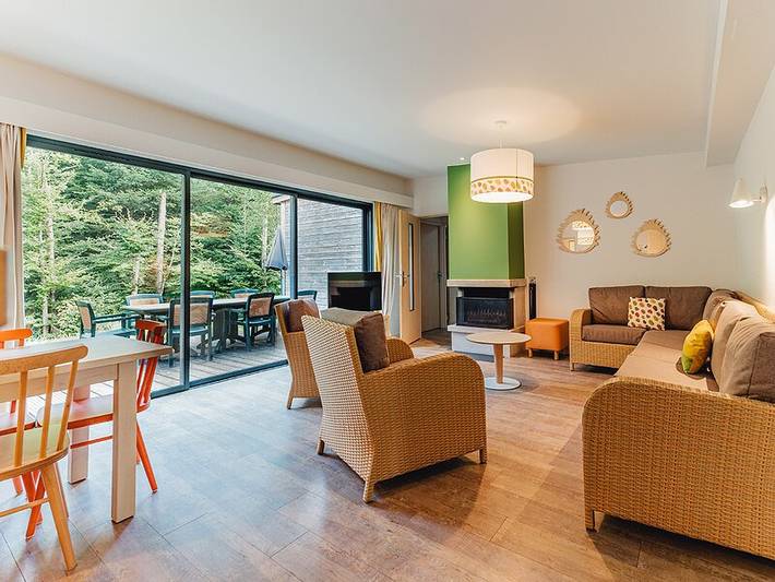 Gîte pour 8 personnes, avec jardin, animaux acceptés à Hattigny