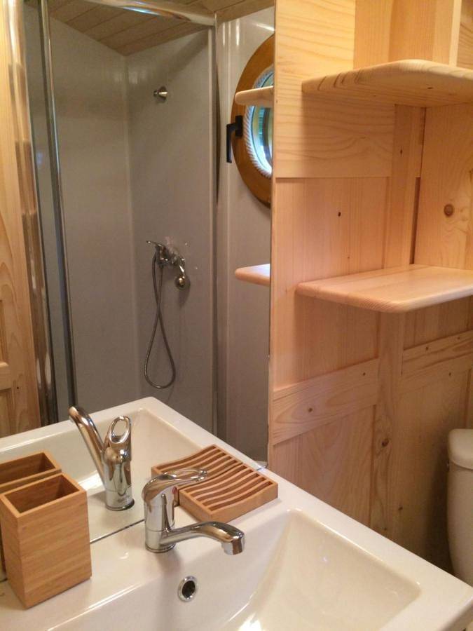 Chambre d’hôte pour 2 personnes, avec jardin et vue ainsi que terrasse et piscine dans Allier - 4