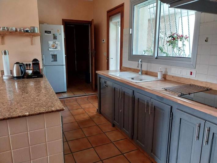 Location de vacances pour 8 personnes, avec terrasse et piscine, animaux acceptés à Saint-Estève-Janson - 3