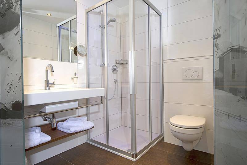 Geheel vakantieappartement, Tweepersoonskamer, douche, Wc in Mathon, Verwall 