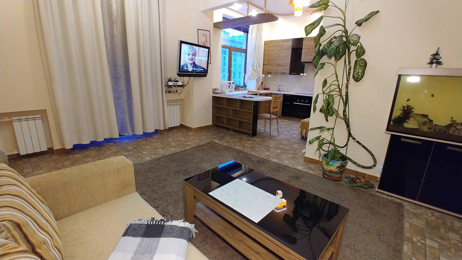 Appartamento intero, Two bedrooms. Luxery. 23 Khreshchatyk str. Centre in Kiev, Ucraina