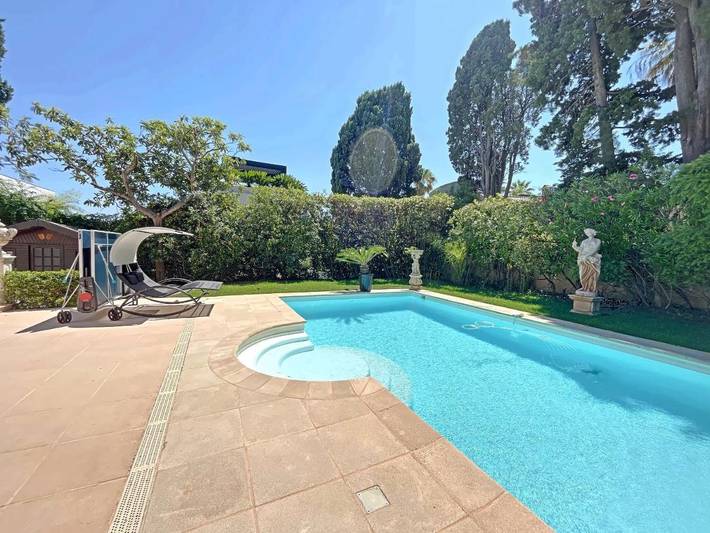 Villa pour 10 personnes, avec jardin et piscine à Cannes