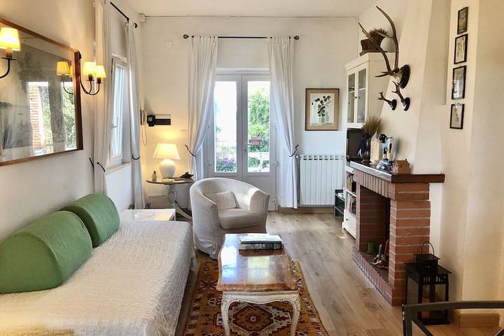 Ferienwohnung für 5 Personen, mit Pool und Whirlpool sowie Garten - 1