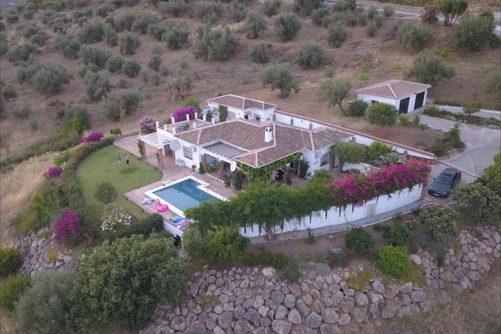 Chalet para 10 personas, con terraza y jardín - 1
