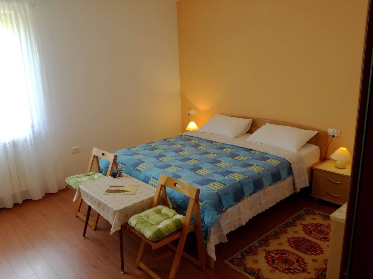 Geheel appartement, Appartement '2 Pax Aan Fietsroutes' met Privéterras, Wi-Fi en Airconditioning in Rovinj (Istria), Rovinj