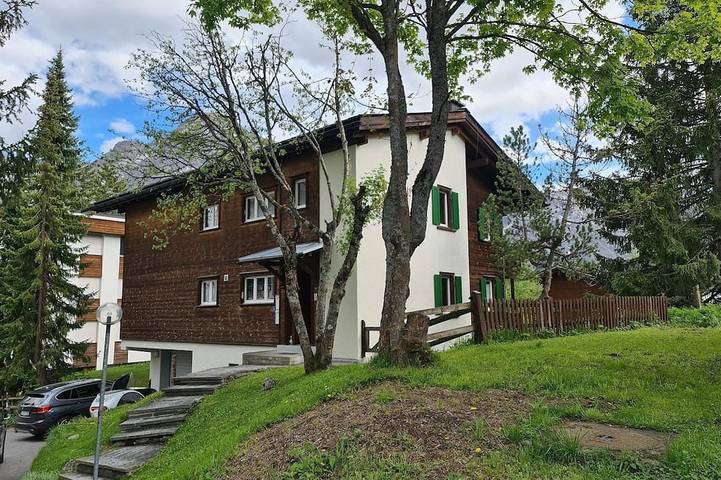 Ganze Wohnung, Grabahus Appartement/Fewo, Dusche oder Bad, Wc, 9-Bettwohnung in Arosa, Plessur Alpen