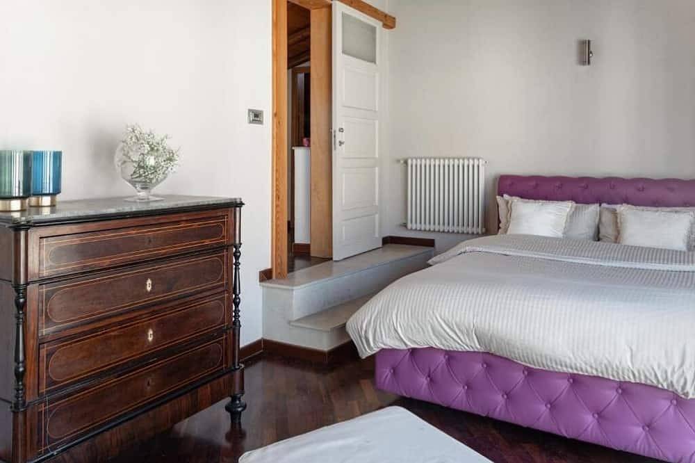Entire apartment, Santa Domenica Guest House Ii in Catania, Catania Province