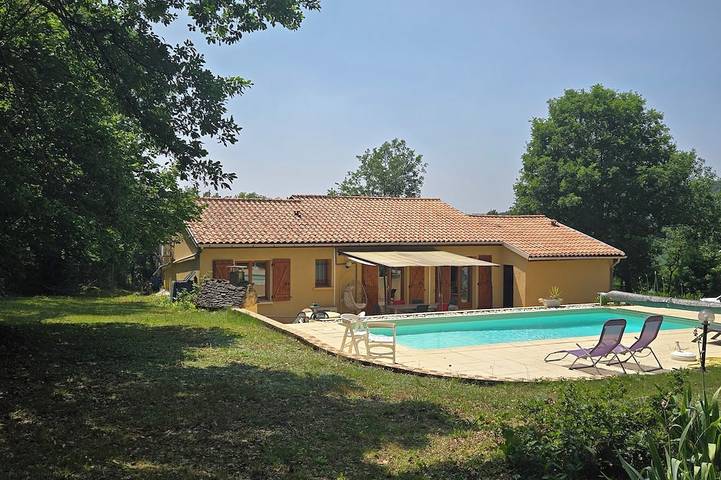 Location de vacances pour 9 personnes à Aubas