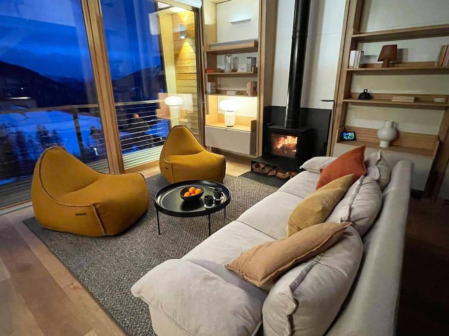 Spectacular Alpine Home in Corgnolaz, Chamois