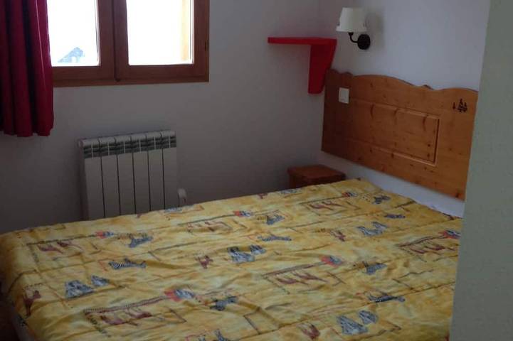 Appartement entier, Location duplex 6-8 P Puy St Vincent 1800 in Puy-Saint-Vincent, Parc national des Écrins