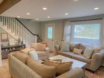 Vacation Apartment for 16 Guests in Tannersville, Pocono Mountains, Picture 1