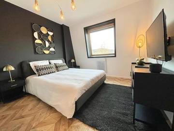 Gîte pour 2 personnes, avec vue dans Esplanade du Lac ( Aix-les-Bains)