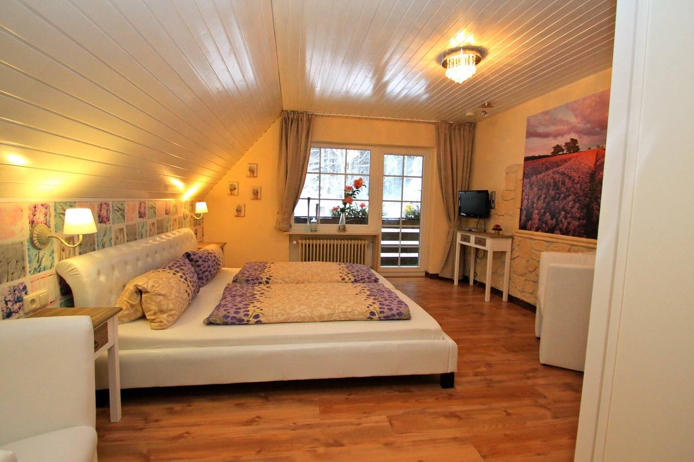 Zimmer 'Doppelzimmer Mit Balkon Und Du' mit Bergblick, Gemeinschaftsterrasse und Wi-Fi in Blasiwald (Schluchsee), Schluchsee