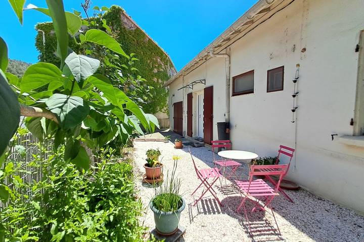 Location de vacances pour 4 personnes, avec Balcon ainsi que Terrasse et Jardin dans Réserve africaine de Sigean